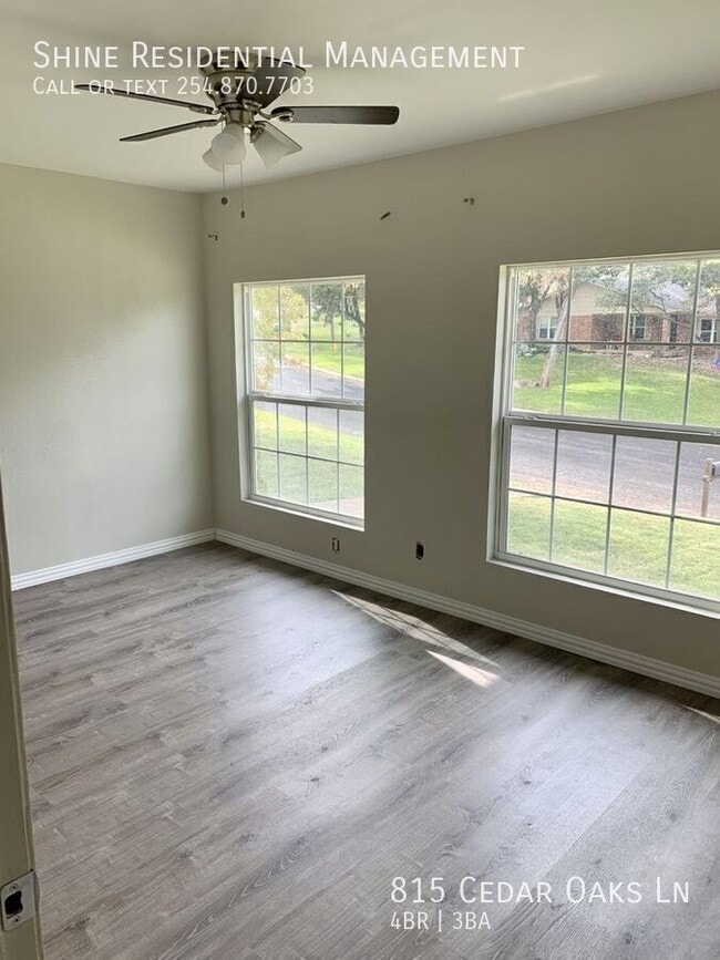 Photo - 815 Cedar Oaks Ln