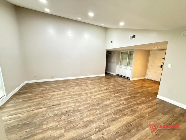 Photo - Beautiful 4 Bedroom home.