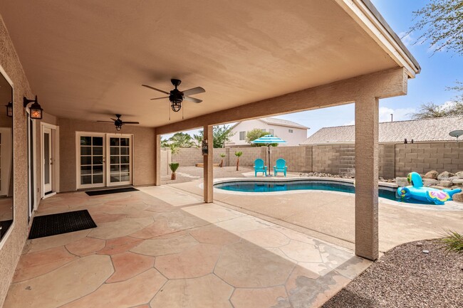 Single Level Pool Home Available Now - Single Level Pool Home Available Now