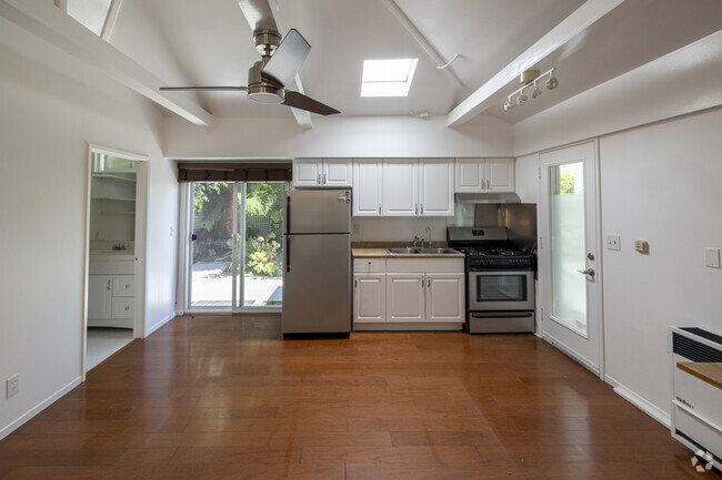 Building Photo - 619 Boccaccio Ave Rental