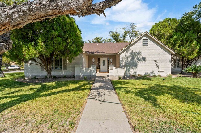 Photo - 106 Angela Dr