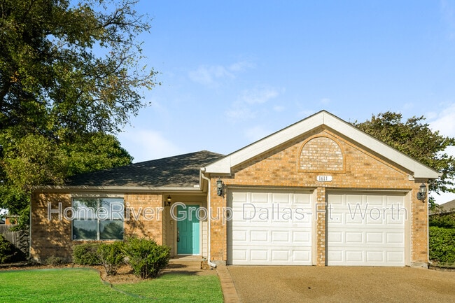 Photo - 1611 Waters Edge Dr House