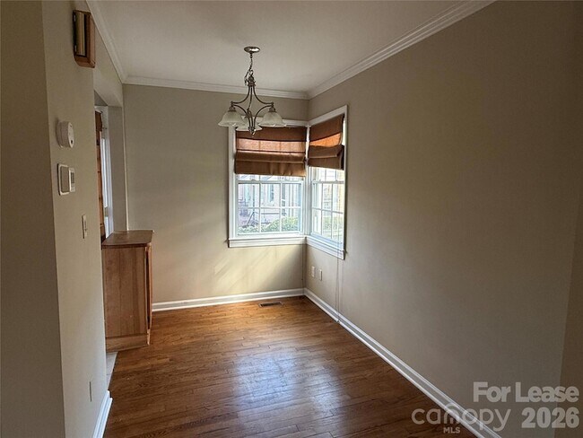 Photo - 524 Wakefield Dr