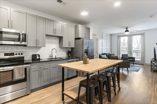 Photo - 2039 Woodburn Ave Unidad ID1364149P