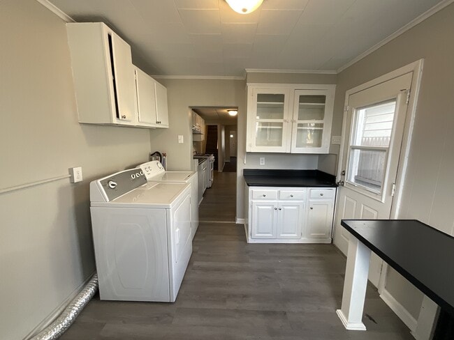 Photo - 625 Vander Ave