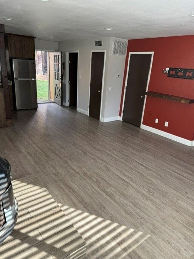 Photo - 1200 Wildwood Ave