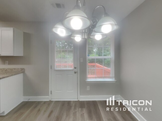 Photo - 7010 Red Maple Ln