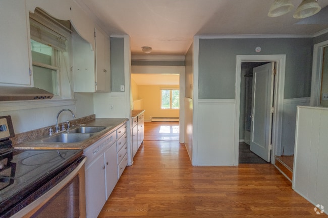 Building Photo - 706 Nash Rd Rental