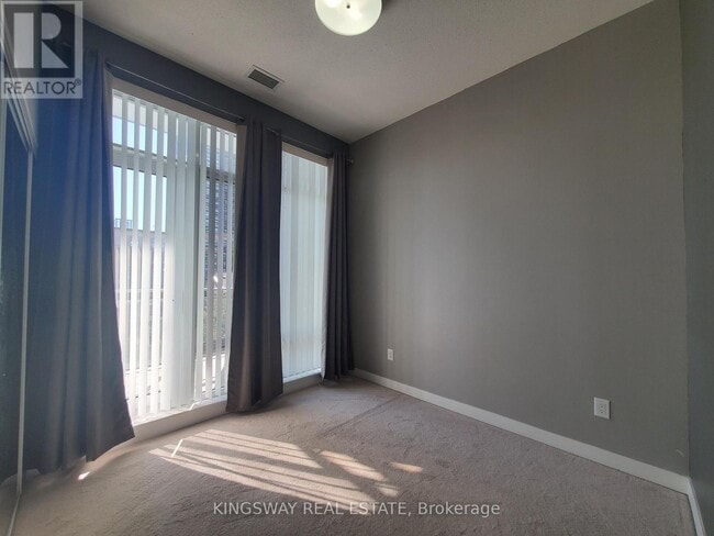Photo - 365 Prince of Wales Dr Unit 405