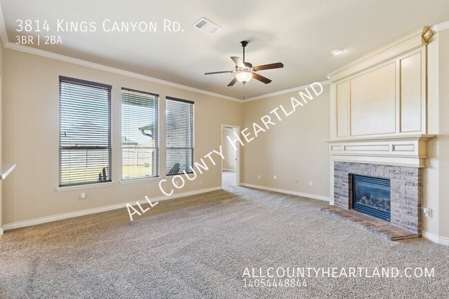 Photo - 3814 Kings Canyon Rd
