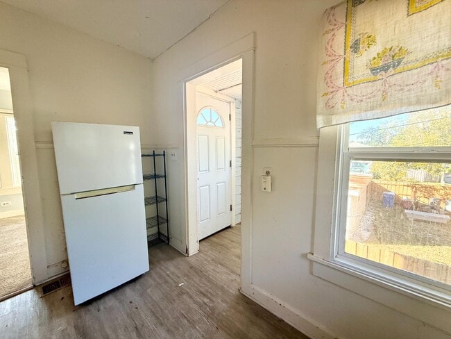 Photo - 1435 1/2 15th St N. - 1435 1/2 15th St N