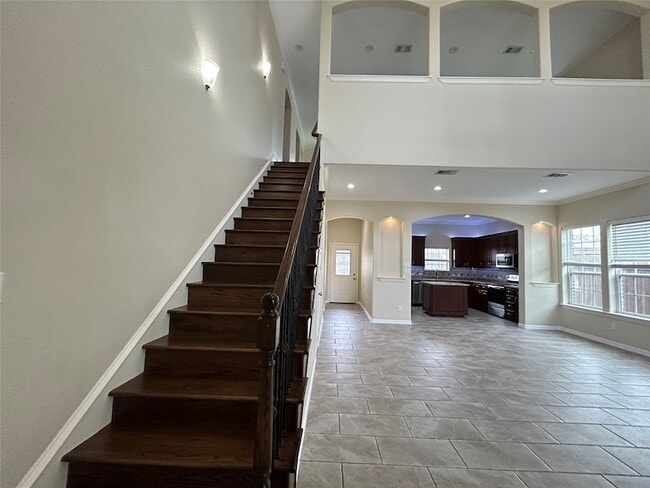 Photo - 204 Pearl Ln