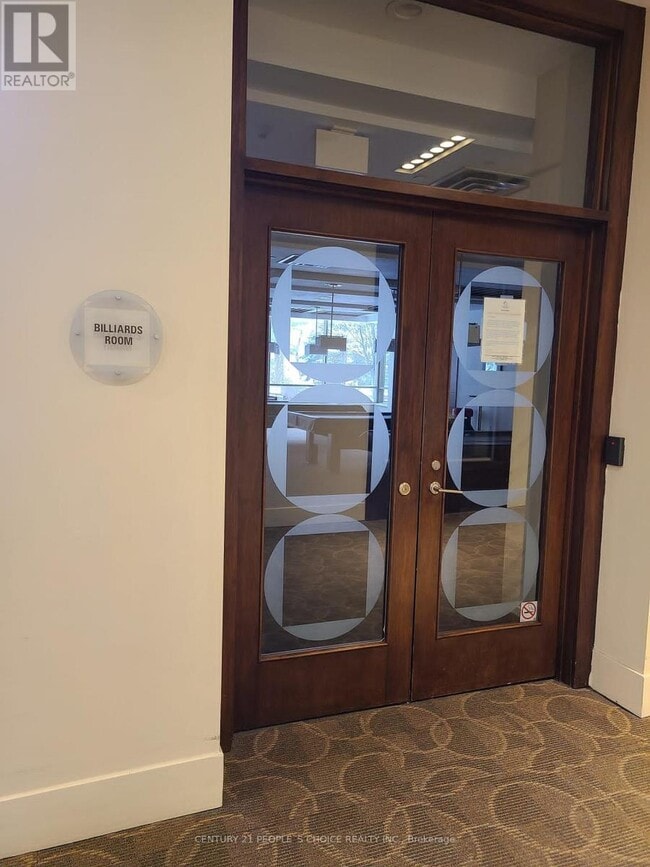 Photo - 3888 Duke of York Blvd Unité 1830