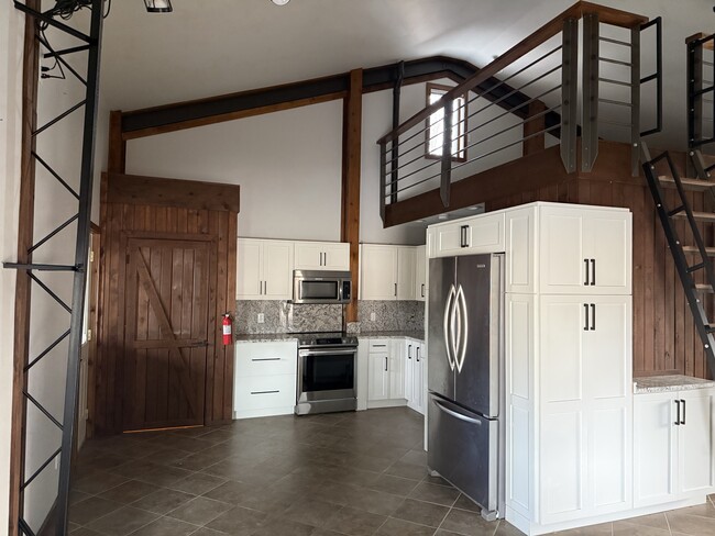 Photo - 11923 Fuller Rd