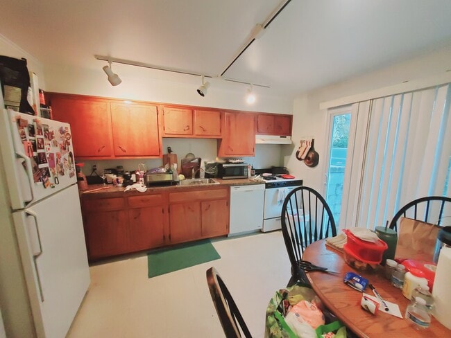 Photo - 15 Elmwood St