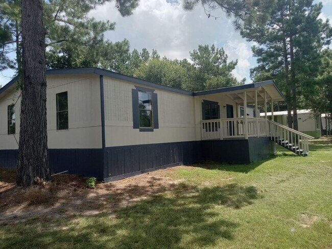 Photo - Cozy Roy Harris Loop mobile home
