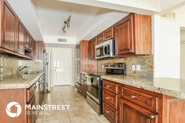 Photo - 510 E Marco Polo Rd