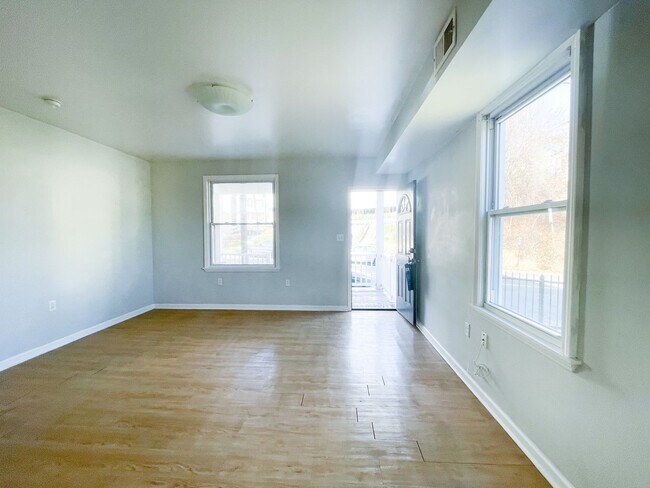 Photo - 2621 S 18th St Unidad Top