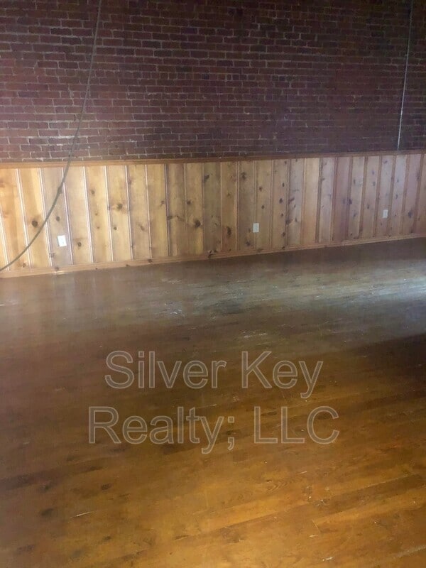 Photo - 217 E Washington Ave