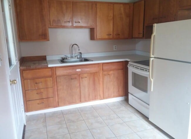 Photo - 122 Pleasant St Unit 3