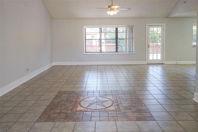 Photo - 12912 Pegasus St
