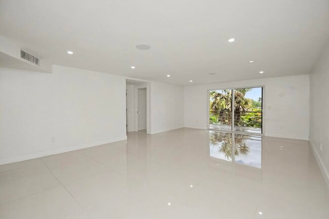 Photo - 10110 Boca Entrada Blvd Unit 305