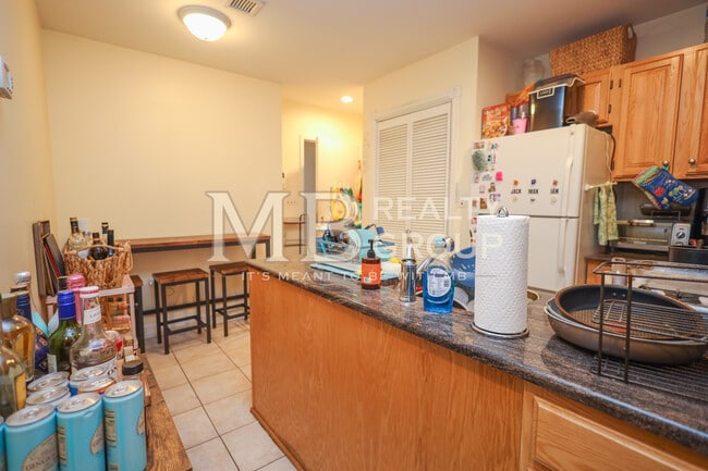 Photo - Symphony Apartments