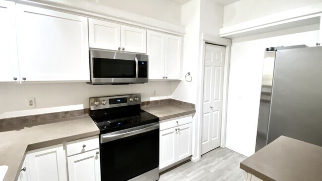 Photo - 2009 196th St SE Unit G 203