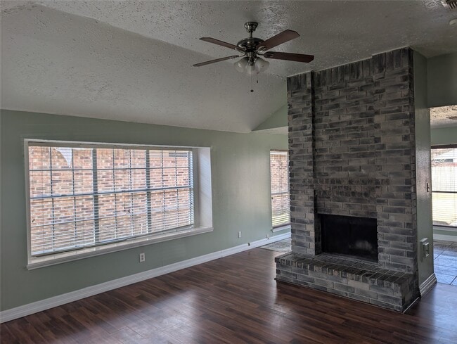 Photo - 2026 Sandy Knoll Dr