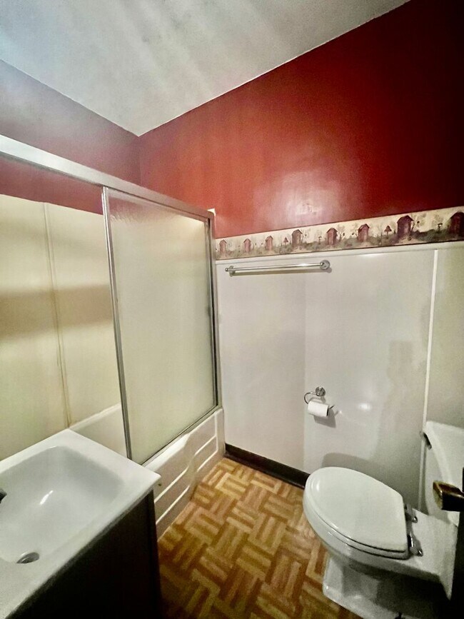 Cozy Home in Machesney Park Rental House Rental in Machesney Park, IL