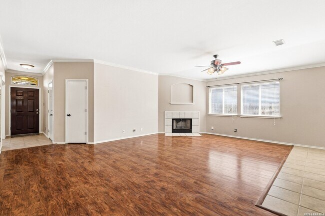 Photo - 15003 Cog Hill