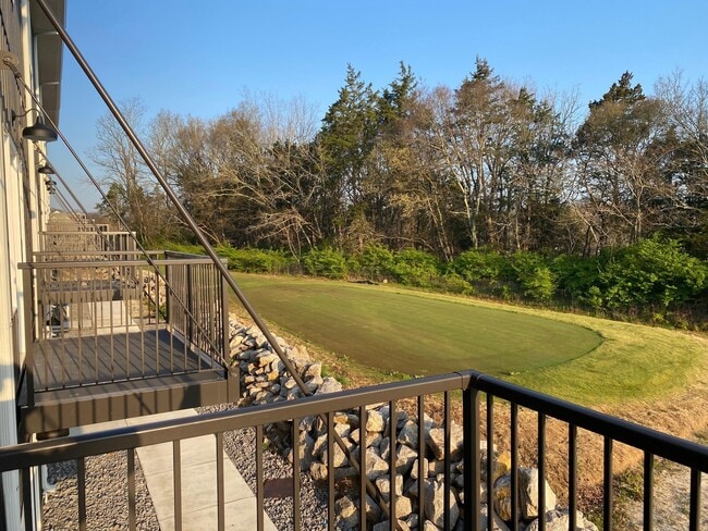 Building Photo - 1317 Nashboro Blvd