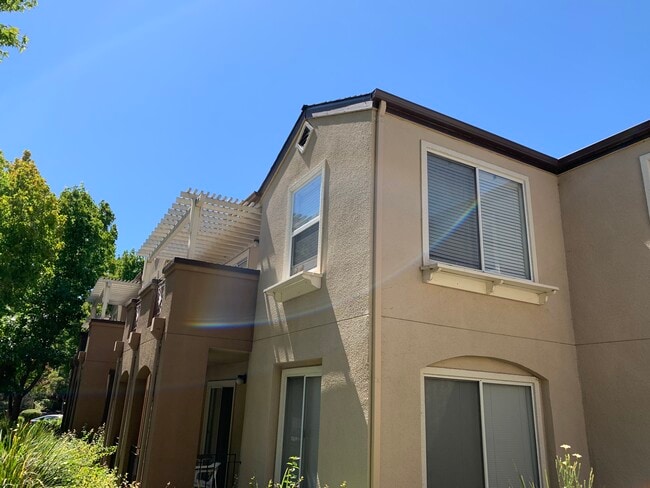 Photo - 676 Encore Way Unit 676