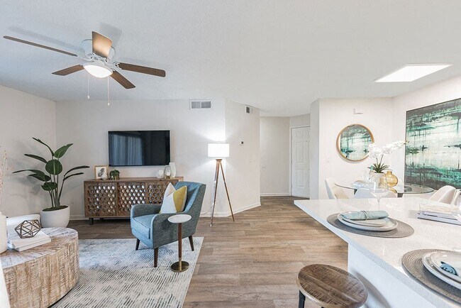 Photo - The Pointe at Carrollwood