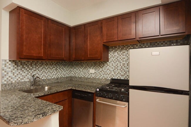 Photo - 448 W Barry Ave Unit 422