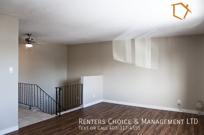 Photo - North Lethbridge Townhouse with Laundry, Parking, Balcony + Cats Ok