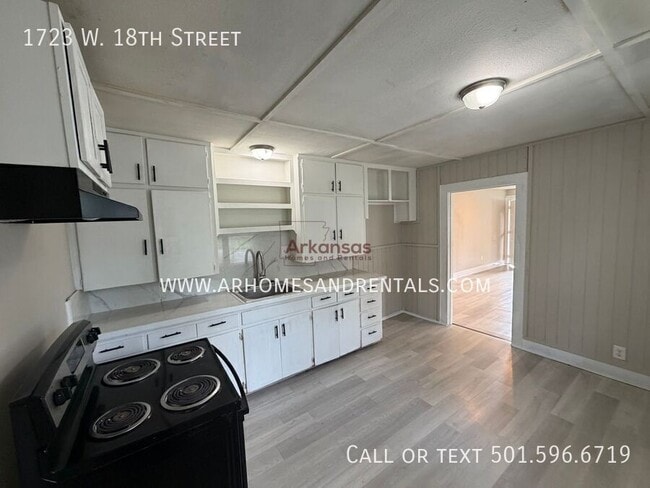 Photo - 1723 W 18th St