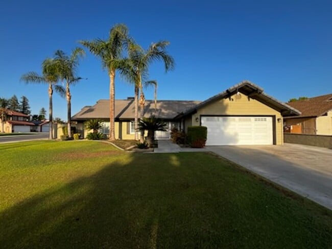 Building Photo - 3613 Dovewood St Rental