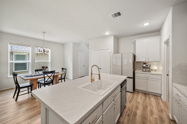 Photo - 9985 Mountain Lion Ln