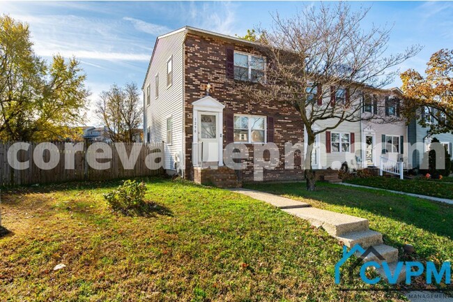 Building Photo - 1290 Holmespun Dr