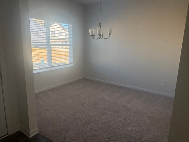 Photo - 529 Summerfield Ln NW