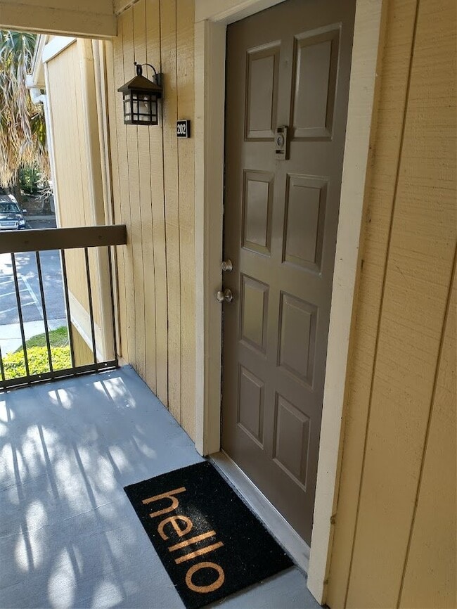 Building Photo - 13385 Arbor Pointe Cir Unit 202