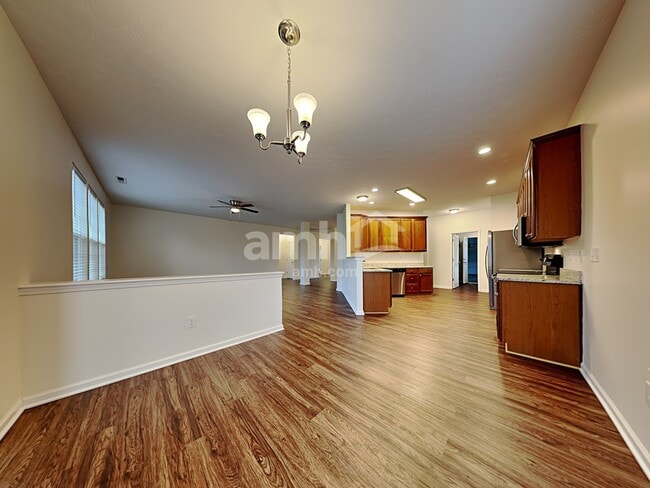 Photo - 16250 Milhousen Trail