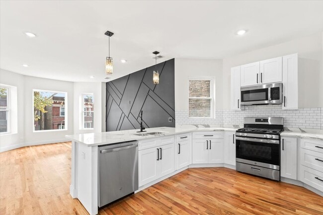 Photo - 6128 S Rhodes Ave Unit 2