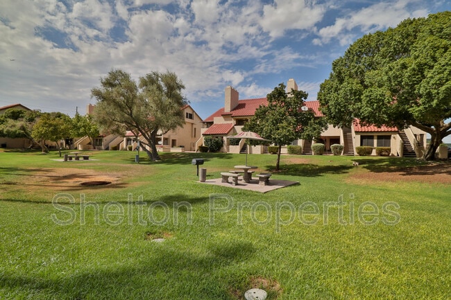 Photo - 30 E Brown Rd Unidad 2089