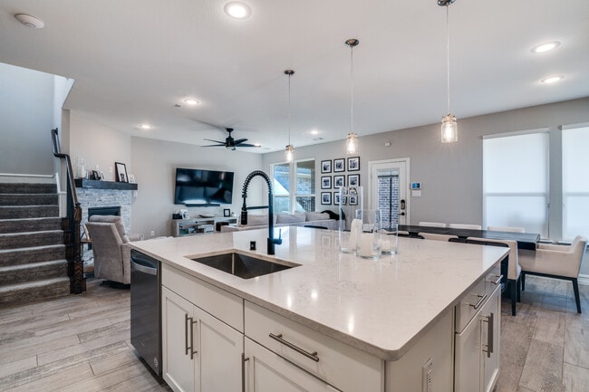 Photo - 1510 Bellingham Ln