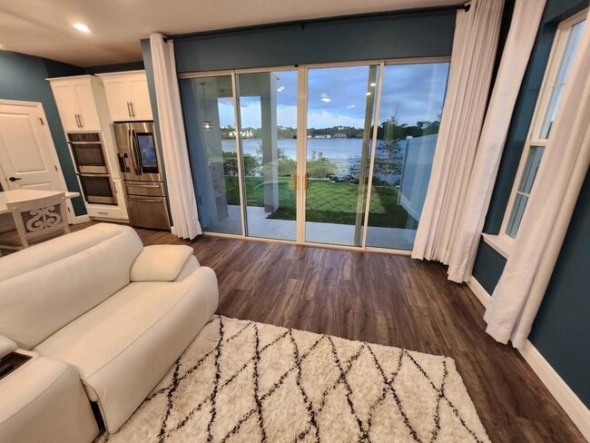 Photo - 913 Grand Wildmere Cove