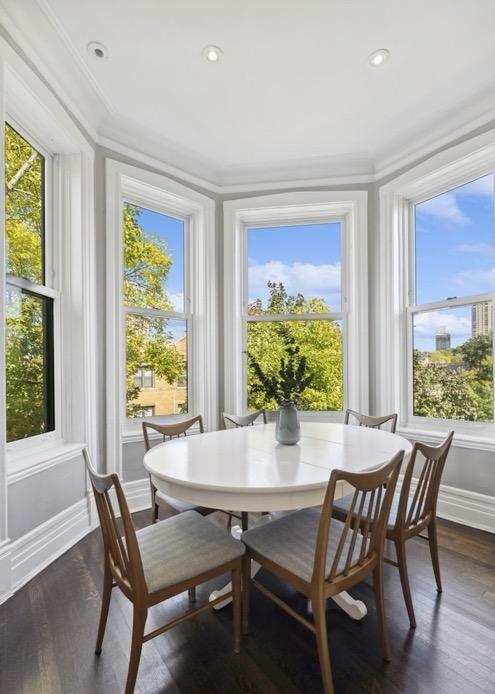 Photo - 3 bedroom in Chicago IL 60657 Unidad 3