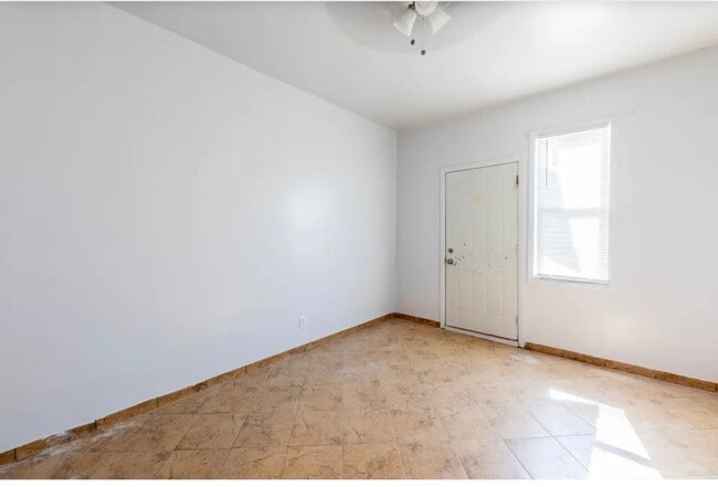 Photo - 2752 S Kedvale Ave Unit 2R