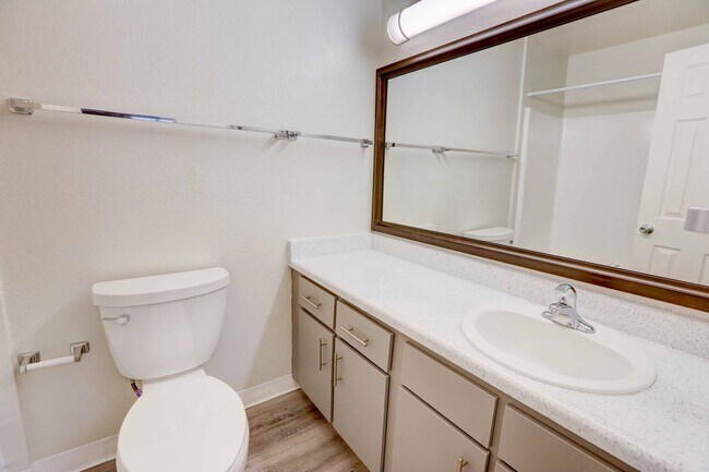 Riva Ridge Apartments